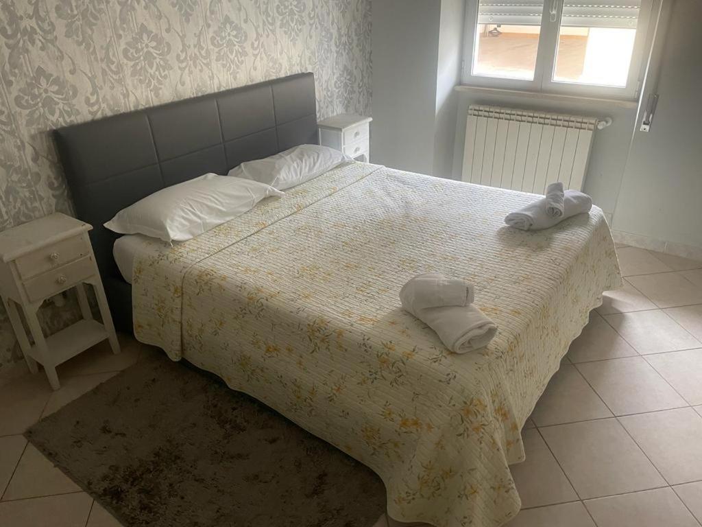 Airport Apartment Alloggio Turistico T&C Ф'юмічіно Екстер'єр фото